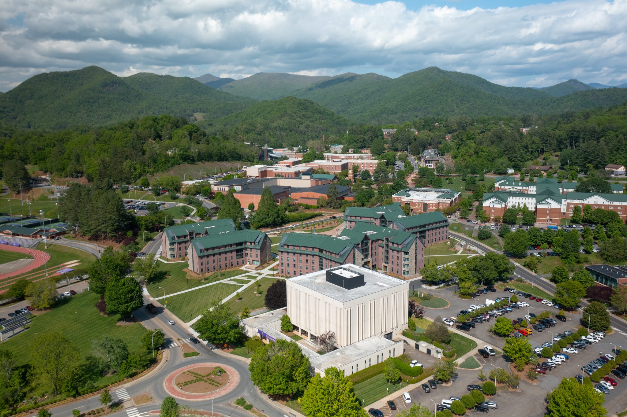 Zoe Wallace named in WCU Fall 2023 Chancellor’s List The Marion