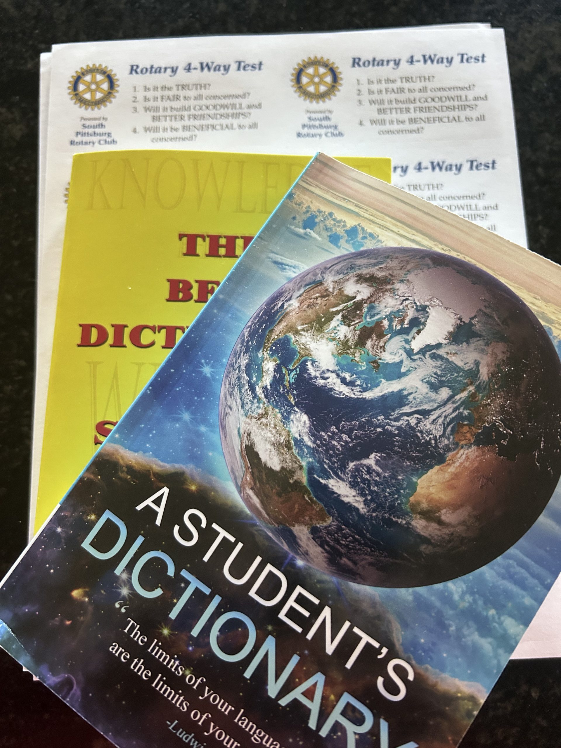 The South Pittsburg Rotary Club Supports Elementary School Students ...